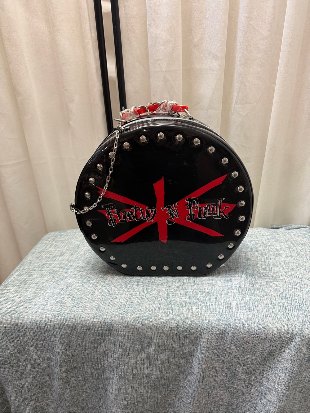 Vintage 2005 Bratz Pretty ’N’ Punk Fashion Organizer Hatbox Carrying Case Y2K